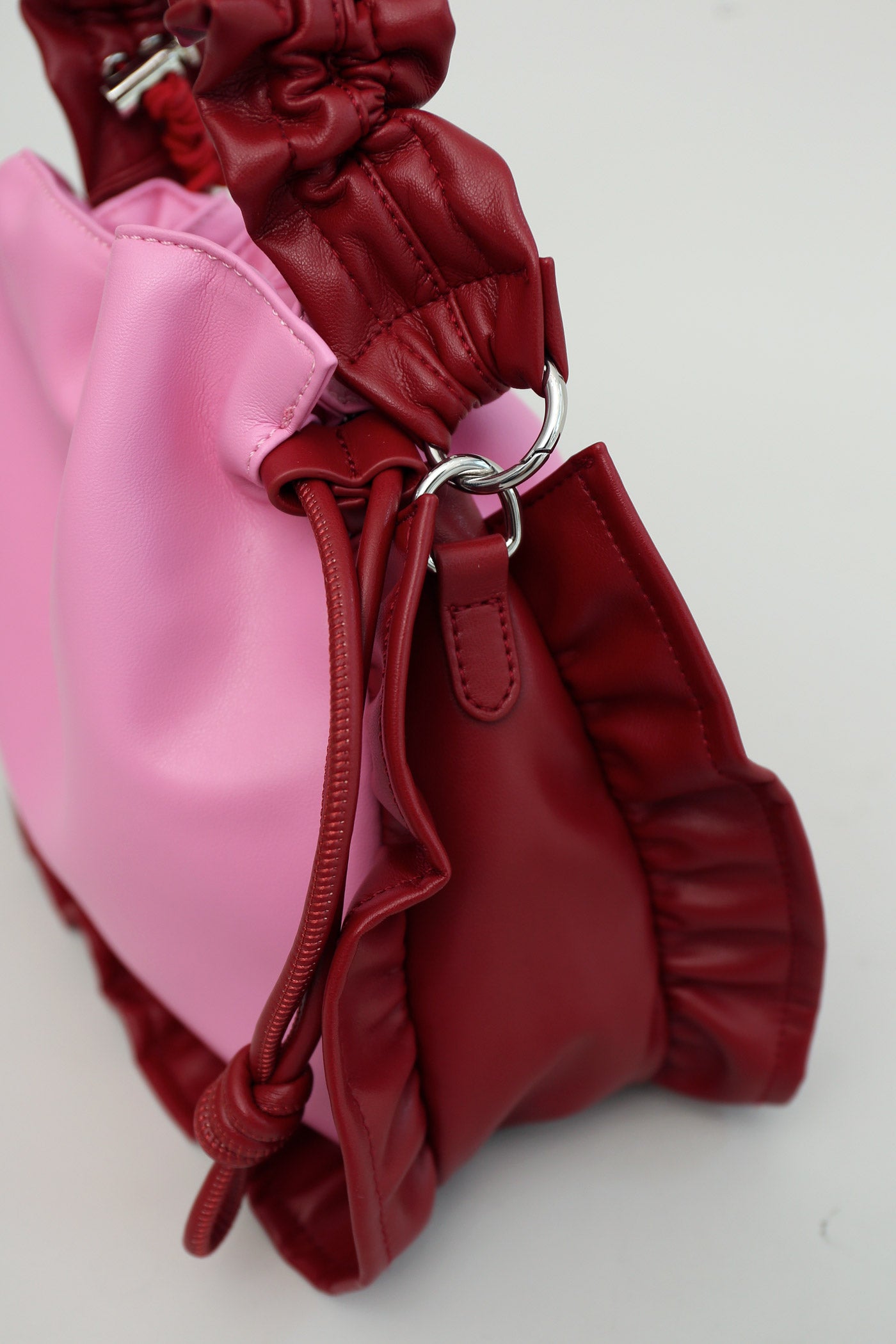Raviolii Pillow Bag - Bubblegum Cherry